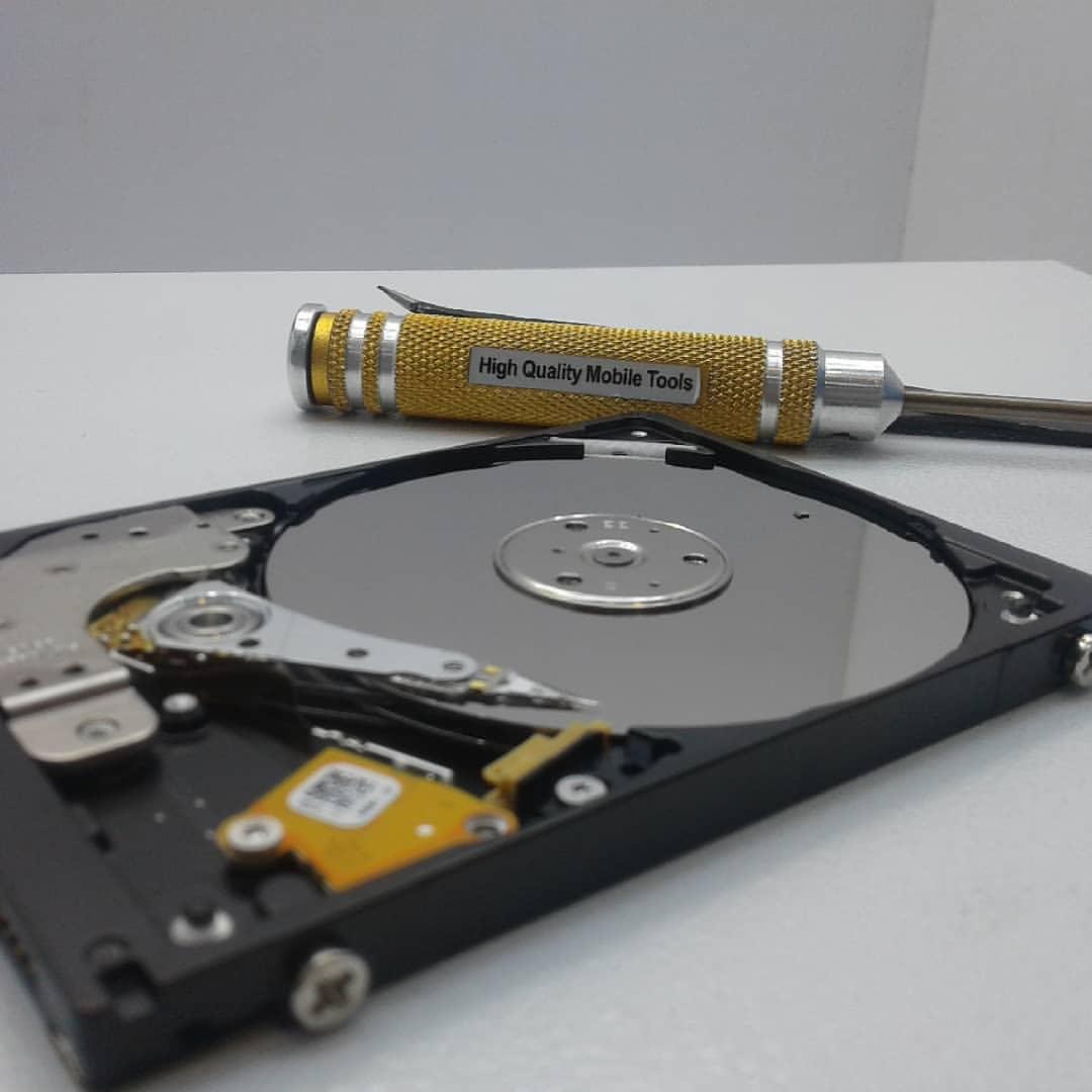 هارد وسترن دیجیتال چیست