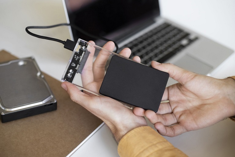 هارد اکسترنال ضدضربه با محافظت بالا